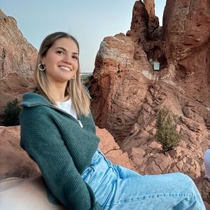 Meet your Posher, Lillien